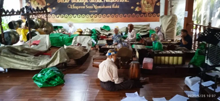 WhatsApp Image 2025-12-08 at 15.22.46 (2)